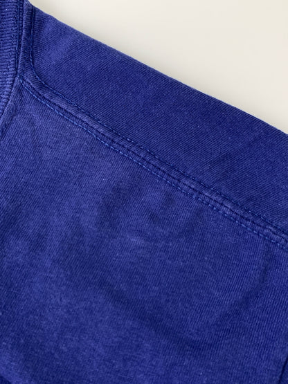 【中古品】【メンズ】 DO NOTHING CONGRESS ドゥー・ナッシング・コングレス LA BEAUTE EST DANS LARUE TEE メンズ 半袖 Tシャツ トップス 五月革命 142-260820-em-08-min カラー：ダークブルー 万代Net店