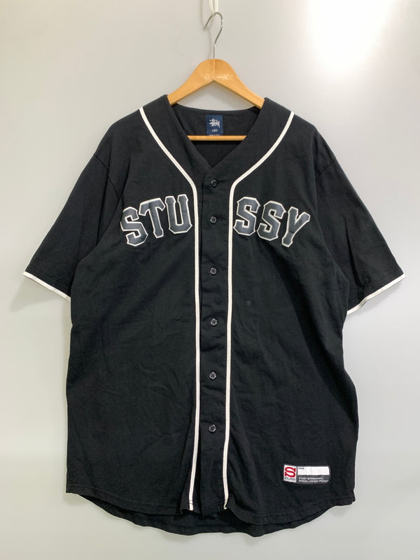 【中古品】【メンズ】 STUSSY ステューシー BASEBALL SHIRT ベースボール シャツ メンズ トップス ユニホーム 前開き ジャージ 142-260820-em-14-min サイズ：XL カラー：ブラック 万代Net店