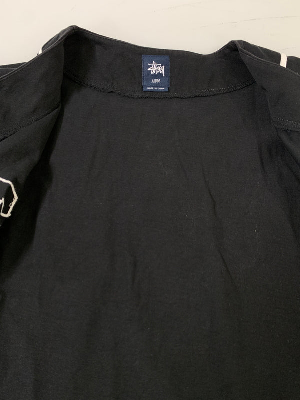 【中古品】【メンズ】 STUSSY ステューシー BASEBALL SHIRT ベースボール シャツ メンズ トップス ユニホーム 前開き ジャージ 142-260820-em-14-min サイズ：XL カラー：ブラック 万代Net店