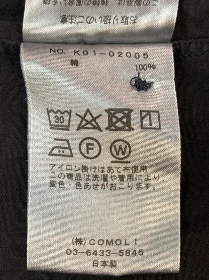 【中古品】【メンズ】 COMOLI コモリ バンドカラーシャツ K01-02005 長袖 シャツ ロングスリーブ 140-260822-hu-22-min サイズ：1 カラー：ブラック 万代Net店