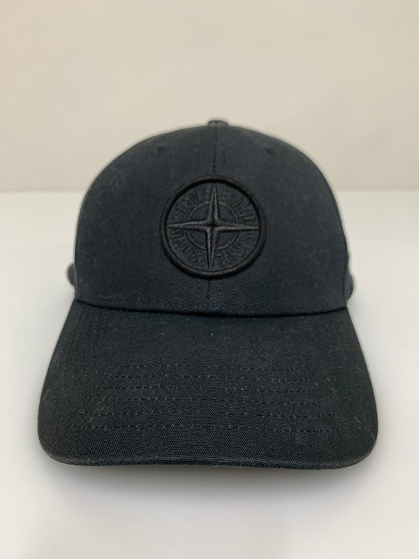 【中古品】【メンズ/レディース】 STONE ISLAND ストーンアイランド COTTON REPS CAP K1S159100996S0065 コットン レップス キャップ 帽子 185-260927-em-51-min カラー：ブラック 万代Net店