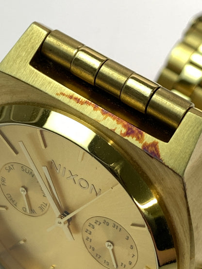 【中古品】【メンズ】 NIXON ニクソン THE TIME TELLER DELUXE A922-502 ザ タイムテラー デラックス 腕時計 ウォッチ アメリカ 198-260825-em-07-min カラー：ゴールド 万代Net店