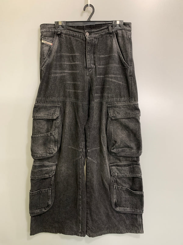 【中古品】【メンズ】 DIESEL ディーゼル OHLAA STRAIGHT JEANS オーラボ ストレート ジーンズ メンズ ボトムス ジーパン オーラ 152-260823-em-06-min サイズ：W31 カラー：ブラック 万代Net店