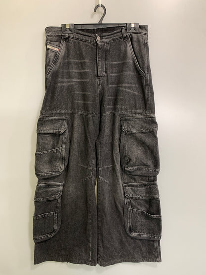【中古品】【メンズ】 DIESEL ディーゼル OHLAA STRAIGHT JEANS オーラボ ストレート ジーンズ メンズ ボトムス ジーパン オーラ 152-260823-em-06-min サイズ：W31 カラー：ブラック 万代Net店