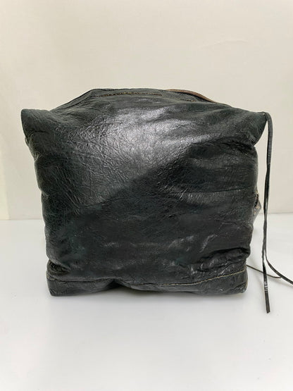 【現状渡し品】【メンズ/レディース】 BALENCIAGA バレンシアガ 00S ”THE DAY” SHOULDER BAG 00年代 ザ デイ ショルダーバッグ ヴィンテージ レザー 180-260830-em-06-min カラー：ブラック 万代Net店