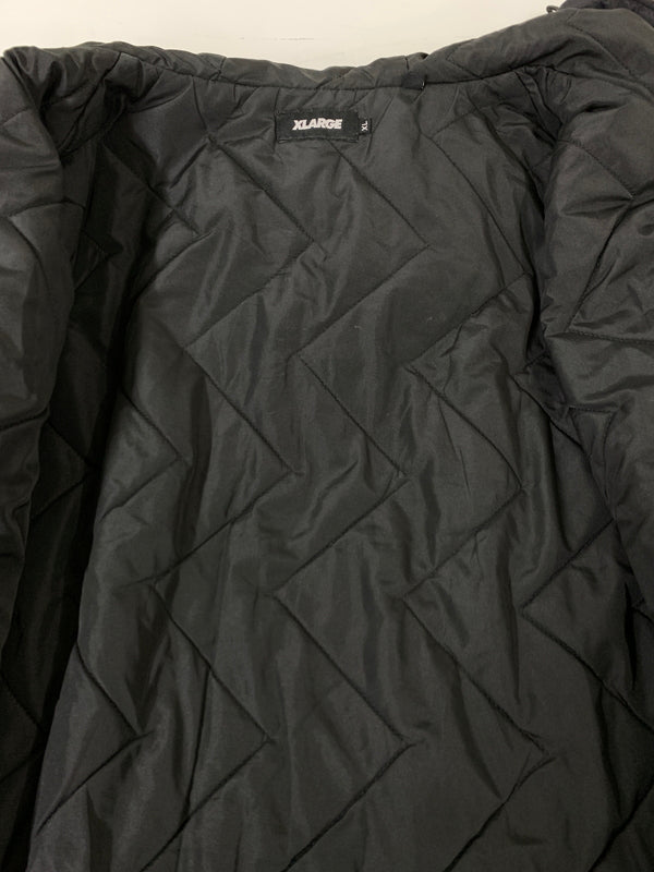 【中古品】【メンズ】 XLARGE エクストララージ NYLON PUFFER ジャケット ナイロン パファー ジャケット 1012130210 上着 アウター 142-260829-hu-12-min サイズ：XL カラー：ブラック 万代Net店