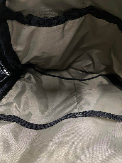【中古美品】【メンズ/レディース】 COLUMBIA コロンビア パナシーア バックパック 33L PU8708-010 多機能 リュックサック バックパック 大容量 カバン アウトドア 通勤 通学 188-260830-em-03-min カラー：ブラック 万代Net店