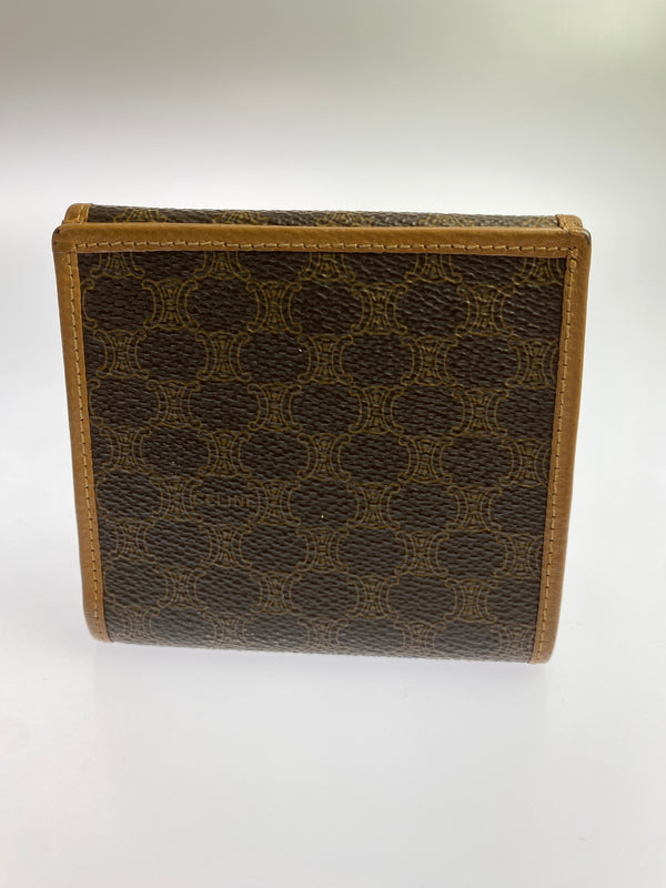 【中古品】【メンズ/レディース】 CELINE セリーヌ 二つ折り財布 ウォレット コンパクト 折り畳み 181-260830-em-39-min カラー：ブラウン系 万代Net店