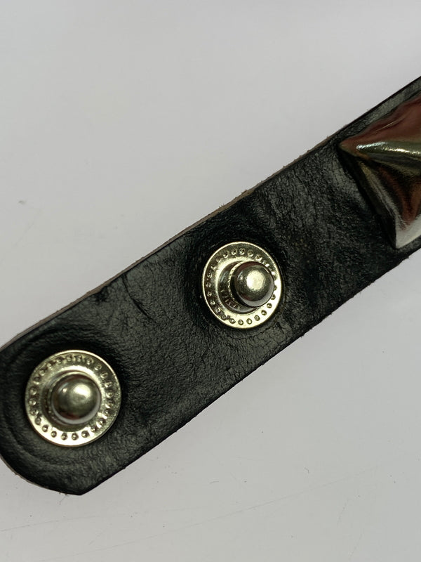 【中古品】【メンズ】 RE.ACT リアクト STUDS BRACE スタッズ ブレス 小物 アクサセリー ブレスレット 192-260827-hu-11-min カラー：シルバー/ブラック 万代Net店