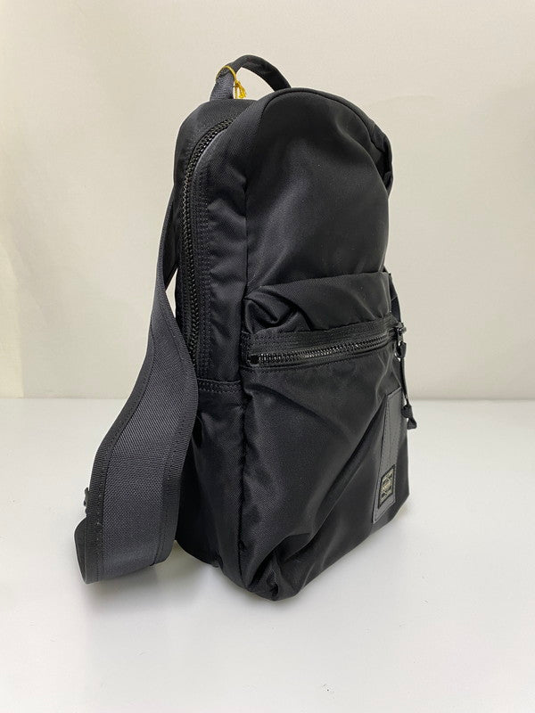 【中古品】【メンズ/レディース】 PORTER RAYS SLING SHOULDER BAG 831-16115 レイズ スリングショルダーバッグ 吉田カバン ボディバッグ 鞄 ワンショルダー 188-260830-em-09-min カラー：ブラック 万代Net店