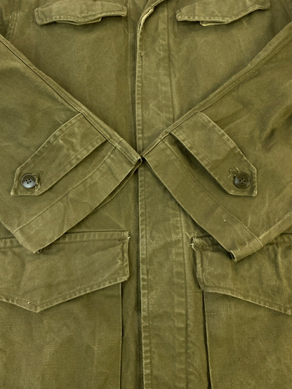 【中古品】【メンズ】 FRENCH ARMY フレンチアーミー 50S M-47 JACKET 前期 ミリタリージャケット アウター 146-260910-ta-11-min サイズ：サイズ不明 カラー：カーキ 万代Net店