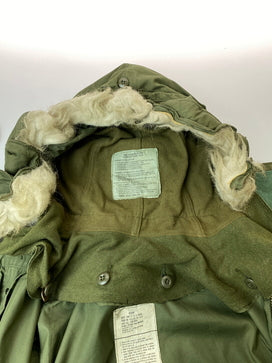 【現状渡し品】【メンズ】 U.S.ARMY ユーエスアーミー M-65 FISH TAIL PARKA フィッシュテイル パーカ メンズ アウター ミリタリージャケット ヴィンテージ 防寒コート 146-260825-em-38-min サイズ：M カラー：モスグリーン 万代Net店