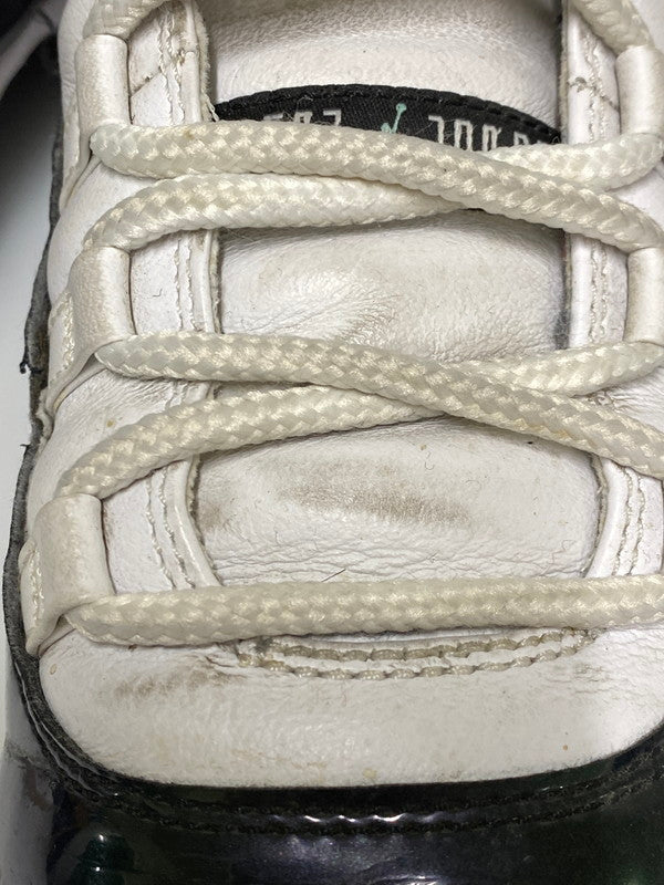 【中古品】【メンズ】 NIKE ナイキ AIR JORDAN 11 LOW 528895-145 エアジョーダン11 レトロ ロー イリディセント スニーカー メンズ シューズ 靴 160-260830-em-20-min サイズ：27.0cm カラー：ホワイト/ブラック 万代Net店
