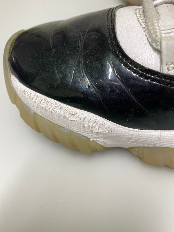 【中古品】【メンズ】 NIKE ナイキ AIR JORDAN 11 LOW 528895-145 エアジョーダン11 レトロ ロー イリディセント スニーカー メンズ シューズ 靴 160-260830-em-20-min サイズ：27.0cm カラー：ホワイト/ブラック 万代Net店