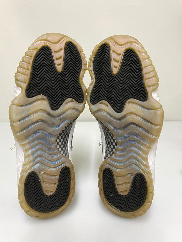 【中古品】【メンズ】 NIKE ナイキ AIR JORDAN 11 LOW 528895-145 エアジョーダン11 レトロ ロー イリディセント スニーカー メンズ シューズ 靴 160-260830-em-20-min サイズ：27.0cm カラー：ホワイト/ブラック 万代Net店