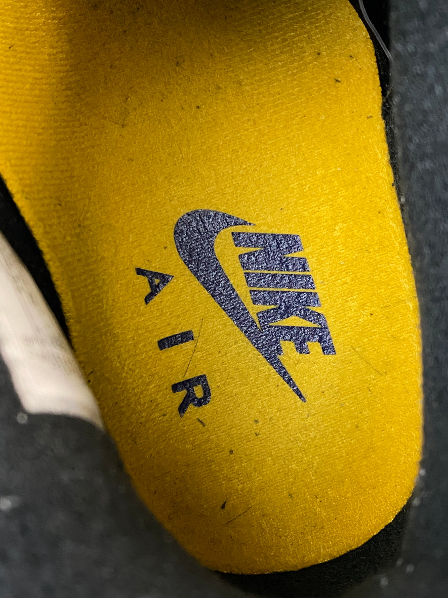 【中古品】【メンズ】 NIKE ナイキ AIR JORDAN 4 RETRO OG LAKERS FV5029-500 エアジョーダン4 レトロ OG レイカーズ スニーカー メンズ シューズ 靴 160-260830-em-38-min サイズ：26.5cm カラー：インペリアルパープル/ブラック/イエロー 万代Net店