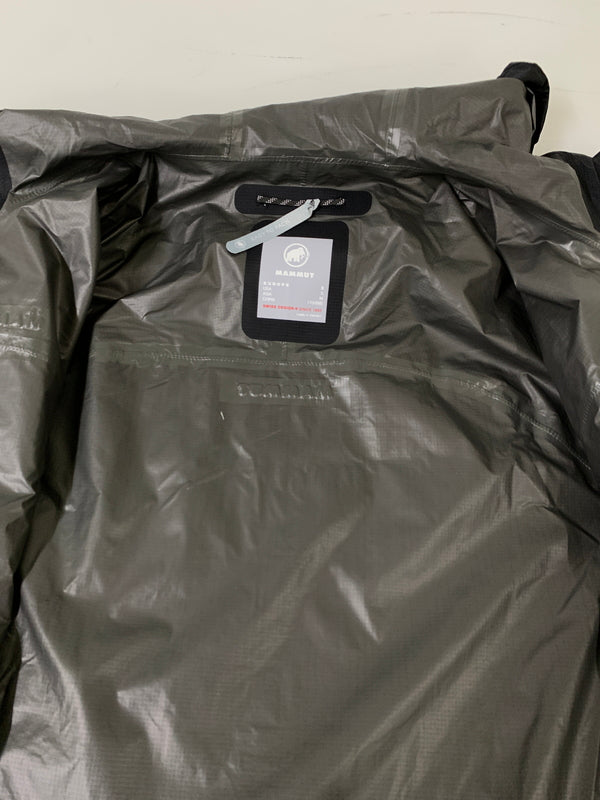 【中古品】【メンズ】 MAMMUT マムート MICROLAYER 3.0 HS HOODED JACKET マイクロレイヤー 3.0 エイチエス フーデッド ジャケット 1010-28652 上着 ライトアウター 144-260830-hu-20-min サイズ：M カラー：ブラック 万代Net店