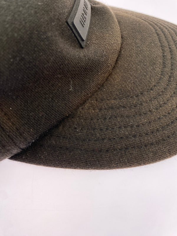 【中古品】【メンズ】 FEAR OF GOD フィア オブ ゴッド ESSENTIALS CAP エッセンシャルズ キャップ 帽子 185-260903-hu-09-min サイズ：O/S カラー：ブラック 万代Net店