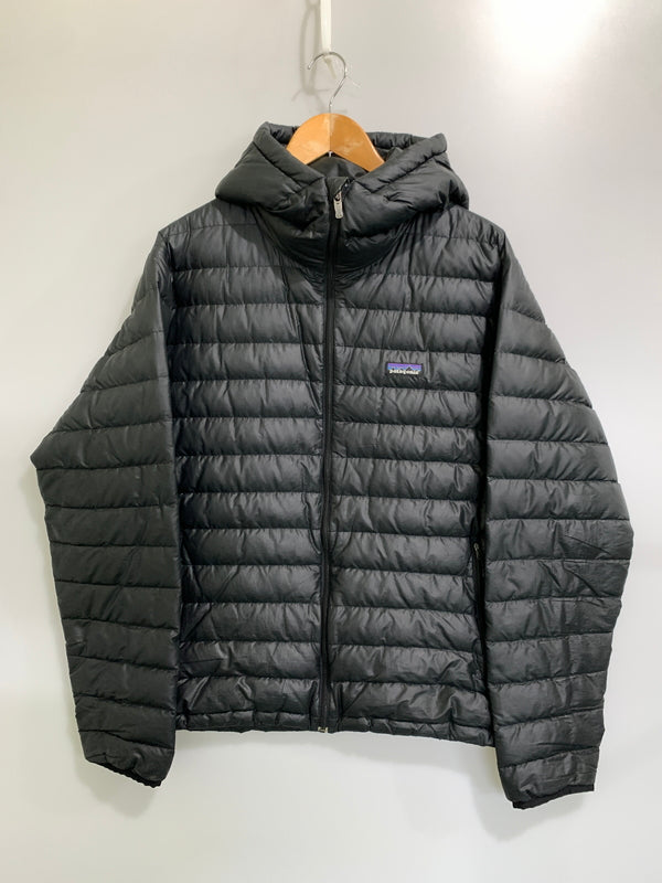 【現状渡し品】【メンズ】 PATAGONIA パタゴニア DOWN SWEATER HOODY 84700FA11 ダウンセーターフーディー アウター 144-260831-yn-26-min サイズ：M カラー：ブラック 万代Net店