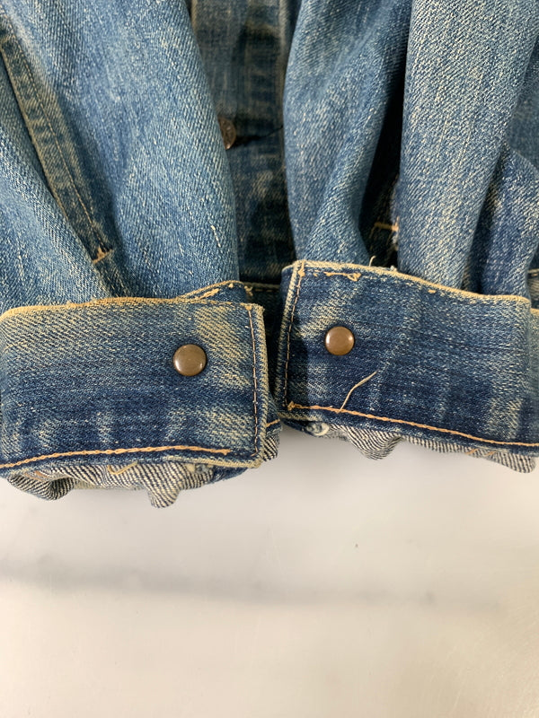 【中古品】【メンズ】 LEVI'S リーバイス 60's DENIM JACKET 70505-0217 60年代 デニムジャケット 推定3RD過渡期 ライトアウター 146-260831-yn-23-min サイズ：36 カラー：ライトインディゴ 万代Net店