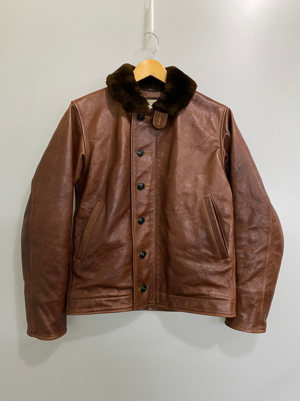 【中古品】【メンズ】 BUZZ RICKSON'S バズリクソンズ × WILLIAM GIBSON ウィリアム・ギブソン 63812 N-1 LEATHER JACKET レザージャケット メンズ アウター デッキジャケット ミリタリー 145-260901-em-33-min サイズ：36 カラー：ブラウン 万代Net店