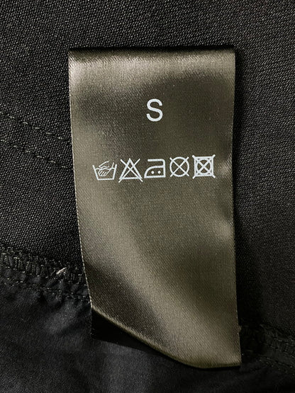 【中古品】【メンズ】 RAF SIMONS ラフシモンズ JOY DIVISION OVERSIZE DENIM JACKET 181-723 18SS ジョイ ディヴィジョン オーバーサイズ デニム ジャケット Gジャン パンクバンド 141-260901-em-32-min サイズ：S カラー：ブラック 万代Net店