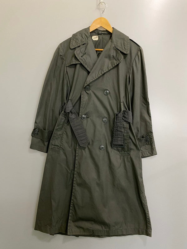 【中古品】【メンズ】 U.S.ARMY ユーエスアーミー TRENCH COAT DSA100-67-C-4077 トレンチコート メンズ アウター レインコート ヴィンテージ ミリタリー クォーペル ロングコート 146-260901-em-45-min サイズ：34R カラー：カーキグリーン 万代Net店