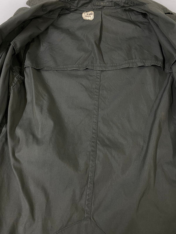【中古品】【メンズ】 U.S.ARMY ユーエスアーミー TRENCH COAT DSA100-67-C-4077 トレンチコート メンズ アウター レインコート ヴィンテージ ミリタリー クォーペル ロングコート 146-260901-em-45-min サイズ：34R カラー：カーキグリーン 万代Net店