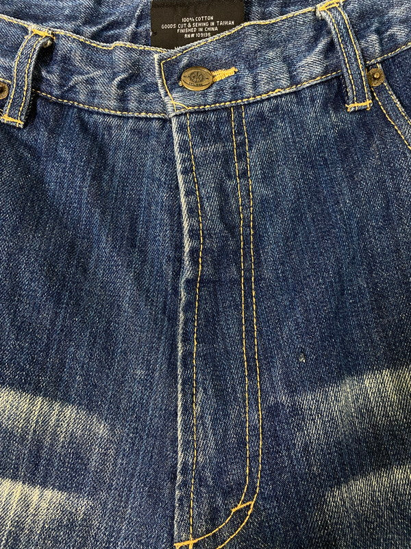 【現状渡し品】【メンズ】 NBA エヌビーエー LAKERS LEATHER PATCH DENIM PANTS レイカーズ レザー パッチ デニム パンツ メンズ ボトムス ジーンズ ワッペン 刺繍 バスケットボール ロサンゼルス 157-260904-em-25-min サイズ：W38 カラー：インディゴ 万代Net店
