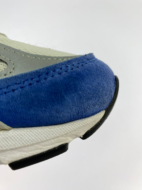 【中古品】【メンズ】 NEW BALANCE ニューバランス M990NB5 990V5 ローカット スニーカー 靴 162-260902-jt-22-min サイズ：US 9 1/2 27.5cm カラー： GREY/ROYAL RED 万代Net店