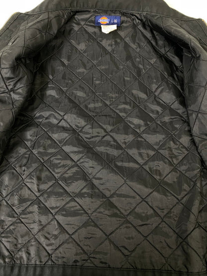 【中古品】【メンズ】 DICKIES ディッキーズ KILLSWITCH ENGAGE WORK JACKET キルスウィッチ エンゲイジ ワークジャケット ジップアップジャケット メタルコアバンド 146-260901-em-31-min サイズ：L-RG カラー：ブラック 万代Net店