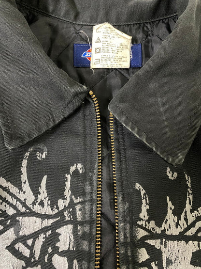 【中古品】【メンズ】 DICKIES ディッキーズ KILLSWITCH ENGAGE WORK JACKET キルスウィッチ エンゲイジ ワークジャケット ジップアップジャケット メタルコアバンド 146-260901-em-31-min サイズ：L-RG カラー：ブラック 万代Net店