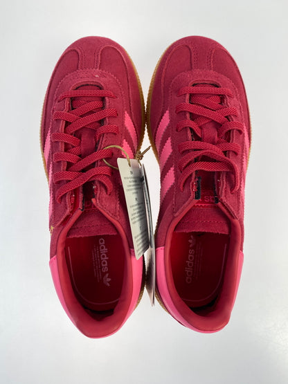 【中古美品】【キッズ】 ADIDAS アディダス HANDBALL SPEZIAL CF EL JR7423 ハンドボール スペツィアル コンフォート クロージャー スニーカー 靴 161-260902-jt-24-min サイズ：US 1 1/2 20.0cm カラー：RUBRED/LUC PINK 万代Net店