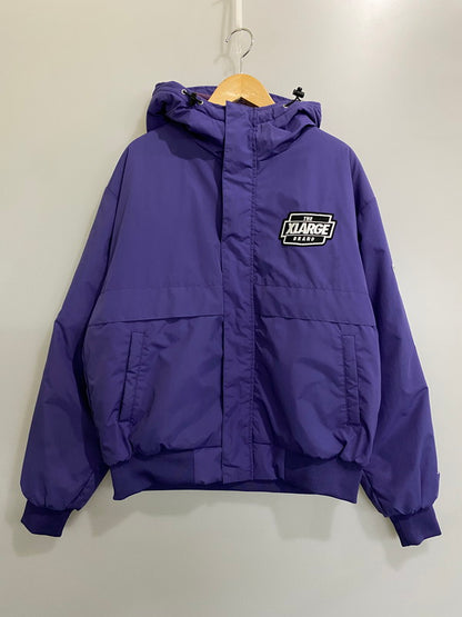 【中古品】【メンズ】 XLARGE エクストララージ NYLON PUFFER JACKE ナイロン パファージャケット メンズ アウター ジップアップ フーディ 142-260901-em-53-min サイズ：M カラー：パープル 万代Net店