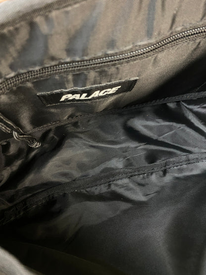 【中古品】【メンズ/レディース】 PALACE SKATEBOARDS パレススケートボーズ BAG ウエストバッグ カバン 188-260908-KS-02-min カラー：ブラック/ワインレッド 万代Net店