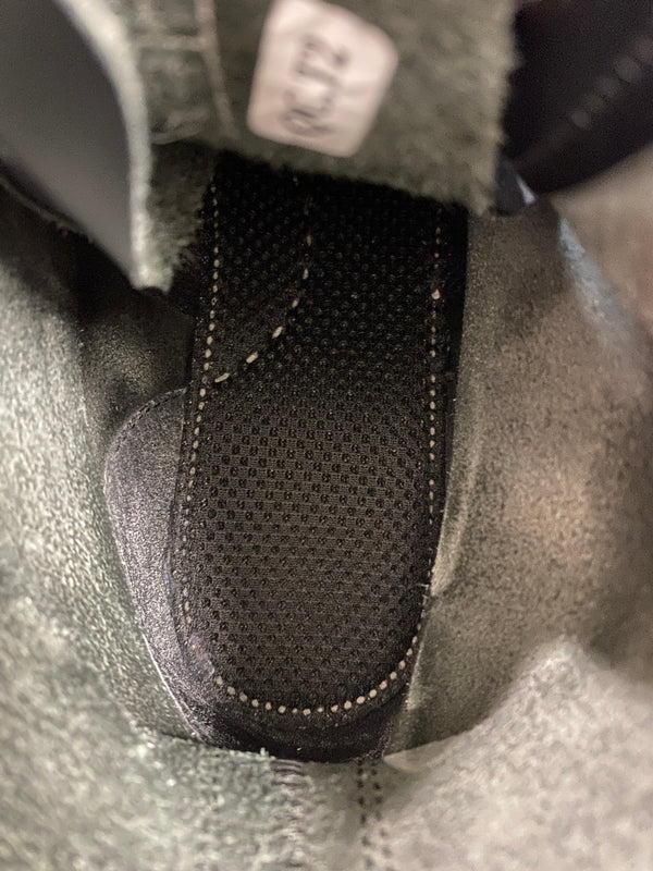 【中古品】【メンズ】 DR.MARTENS ドクターマーチン 8HOLE BOOTS 8ホール ブーツ 靴 165-260902-jt-32-min サイズ：UK 8 カラー：ブラック 万代Net店
