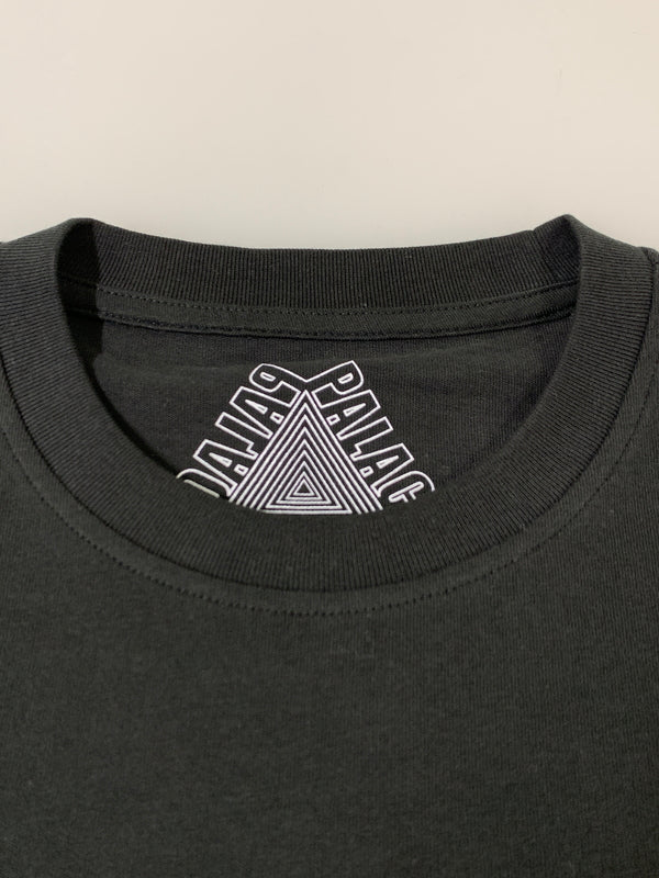 【中古品】【メンズ】 PALACE パレス TRI FAIRY TEE トライ フェアリー ティー 半袖 ティーシャツ ショートスリーブ 142-260903-hu-62-min サイズ：M カラー：ブラック 万代Net店