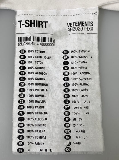 【中古品】【メンズ】 VETEMENTS ヴェトモン フロントロゴ オーバーサイズ Tシャツ UAH20TR611 半袖 Tシャツ ショートスリーブ 140-260903-hu-45-min サイズ：XS カラー：ホワイト 万代Net店