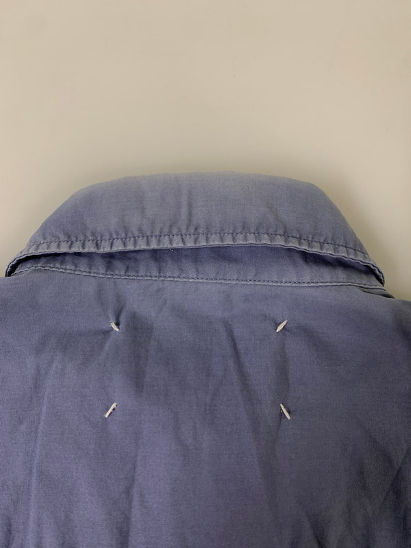 【現状渡し品】【メンズ】 MAISON MARTIN MARGIELA メゾン マルタン マルジェラ DRESS SHIRT ドレスシャツ メンズ トップス 長袖シャツ 141-260908-KS-19-min サイズ：46 カラー：ブルーグレー 万代Net店