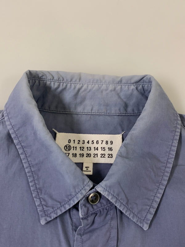 【現状渡し品】【メンズ】 MAISON MARTIN MARGIELA メゾン マルタン マルジェラ DRESS SHIRT ドレスシャツ メンズ トップス 長袖シャツ 141-260908-KS-19-min サイズ：46 カラー：ブルーグレー 万代Net店