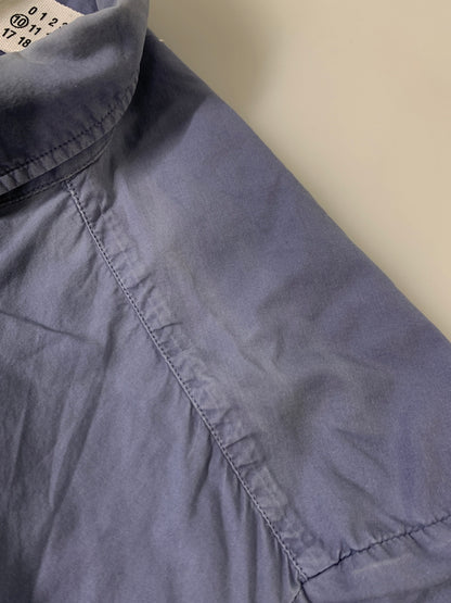 【現状渡し品】【メンズ】 MAISON MARTIN MARGIELA メゾン マルタン マルジェラ DRESS SHIRT ドレスシャツ メンズ トップス 長袖シャツ 141-260908-KS-19-min サイズ：46 カラー：ブルーグレー 万代Net店