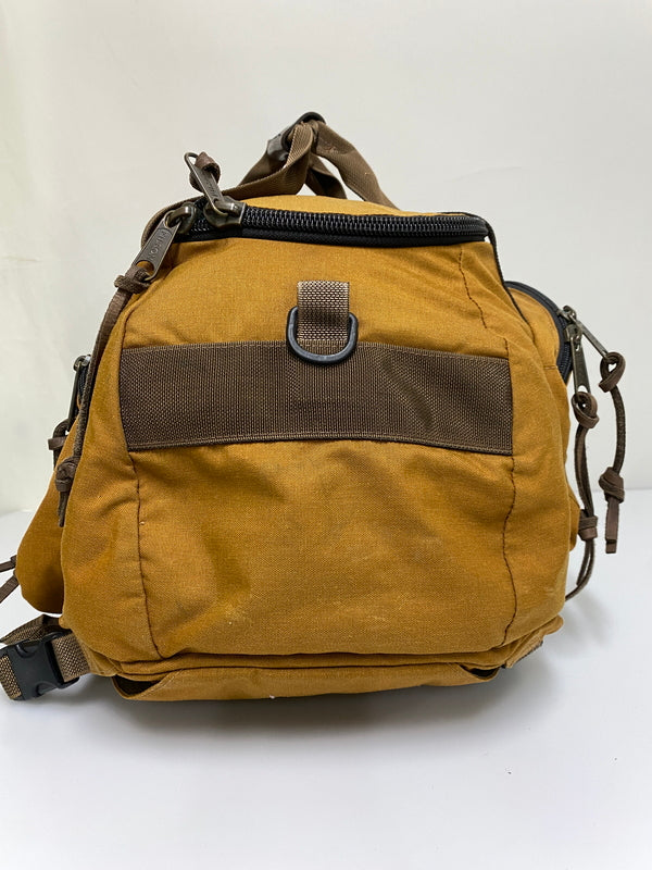 【現状渡し品】【メンズ/レディース】 FILSON フィルソン ドライデン 3ウェイダッフルバッグ アウトドア トラベルバッグ 手持ち 肩掛け リュックサック 鞄 カバン 188-260927-em-23-min カラー：ブラウン 万代Net店
