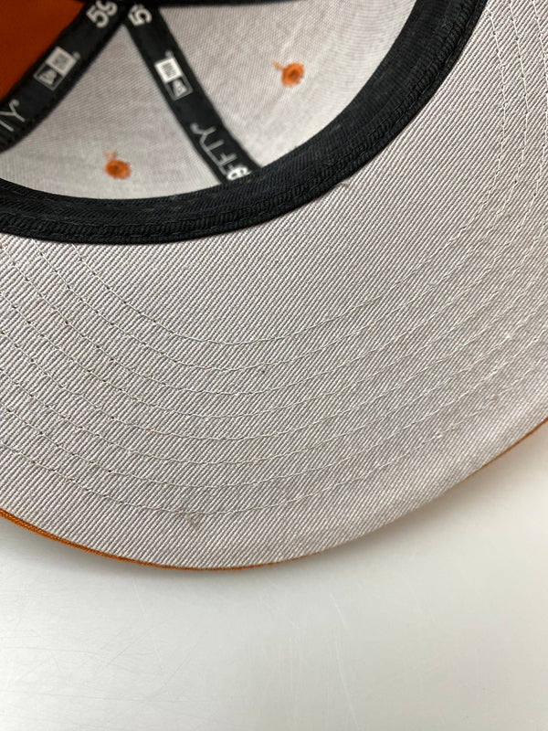 【中古品】【メンズ】 STUSSY ステューシー × NEW ERA 59FIFTY CURLY CAP ニューエラ フィフティーナインフィフティー キャップ 帽子 185-260909-yn-25-min サイズ：7 1/8 56.8cm カラー：オレンジ 万代Net店