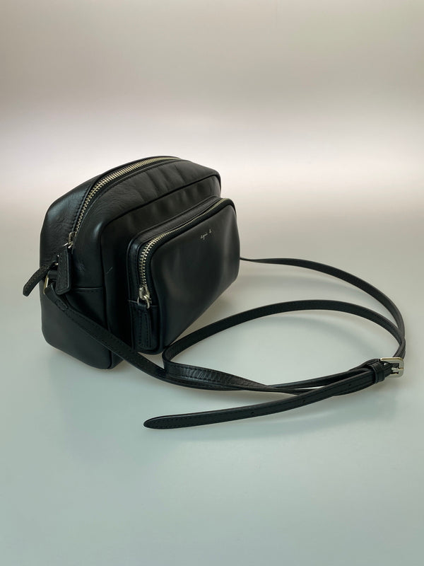 【中古品】【メンズ】 AGNES B アニエスベー LEATHER SHOULDER BAG レザーショルダーバッグ カバン 188-260909-yn-17-min カラー：ブラック 万代Net店
