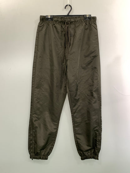 【中古品】【メンズ】 FOG ESSENTIALS エフ オージー エッセンシャルズ NYLON PANTS ナイロン パンツ メンズボトムス しゃかしゃか ズボン 153-260911-em-52-min サイズ：L カラー：ブラウン 万代Net店