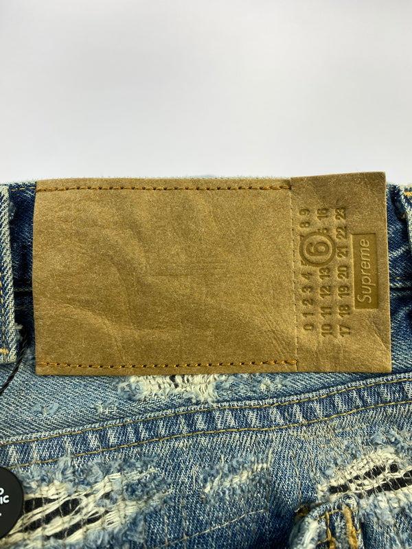 【中古品】【メンズ】 SUPREME ×MM6 MAISON MARGIELA シュプリーム × エムエムシックス メゾン マルジェラ 26SS DISTRESSED LOOSE FIT JEAN ディストレスト ルーズ フィット ジーン 149-260910-ta-31-min サイズ：32 カラー：ブルー系 万代Net店