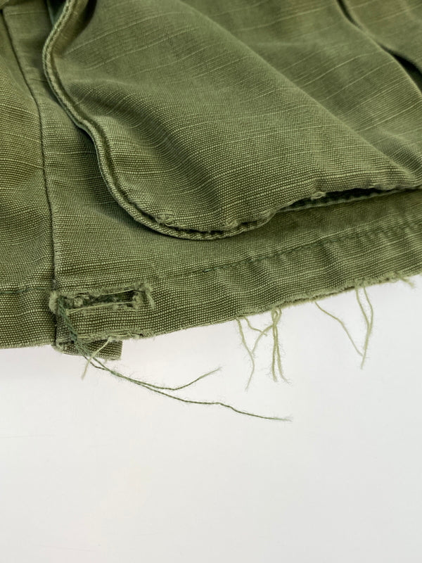 【現状渡し品】【メンズ】 US ARMY ユーエス アーミー 60S 4TH JUNGLE FATIGUE SS JACKET 60年代 ジャングル ファティーグ ショートスリーブ ジャケット 半袖 シャツ 146-260912-hu-65-min サイズ：M カラー：カーキグリーン系 万代Net店