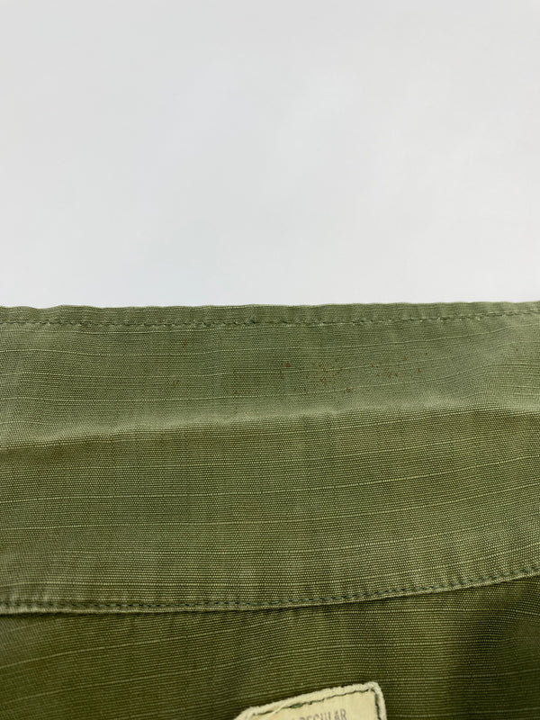 【現状渡し品】【メンズ】 US ARMY ユーエス アーミー 60S 4TH JUNGLE FATIGUE SS JACKET 60年代 ジャングル ファティーグ ショートスリーブ ジャケット 半袖 シャツ 146-260912-hu-65-min サイズ：M カラー：カーキグリーン系 万代Net店