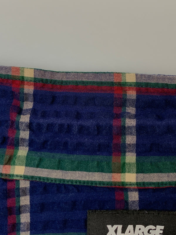 【中古品】【メンズ】 XLARGE エクストララージ EMBROIDERED SS PLAID SHIRT エンブロイデッド 半袖 チェックシャツ トップス 142-260909-jt-16-min サイズ：XL カラー：ネイビー系 チェック 万代Net店