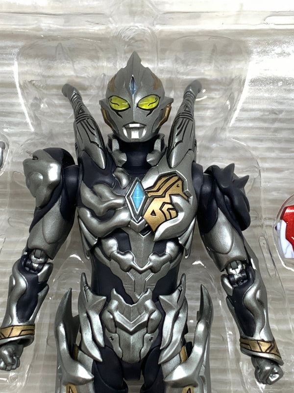 【中古品】 S.H.Figuarts トリガーダーク ウルトラマントリガー フィギュアーツ バンダイ 魂ウェブ商店 フィギュア 044-260918-em-17-min 万代Net店